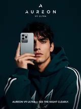 High-Fashion Advertisement Photo 1